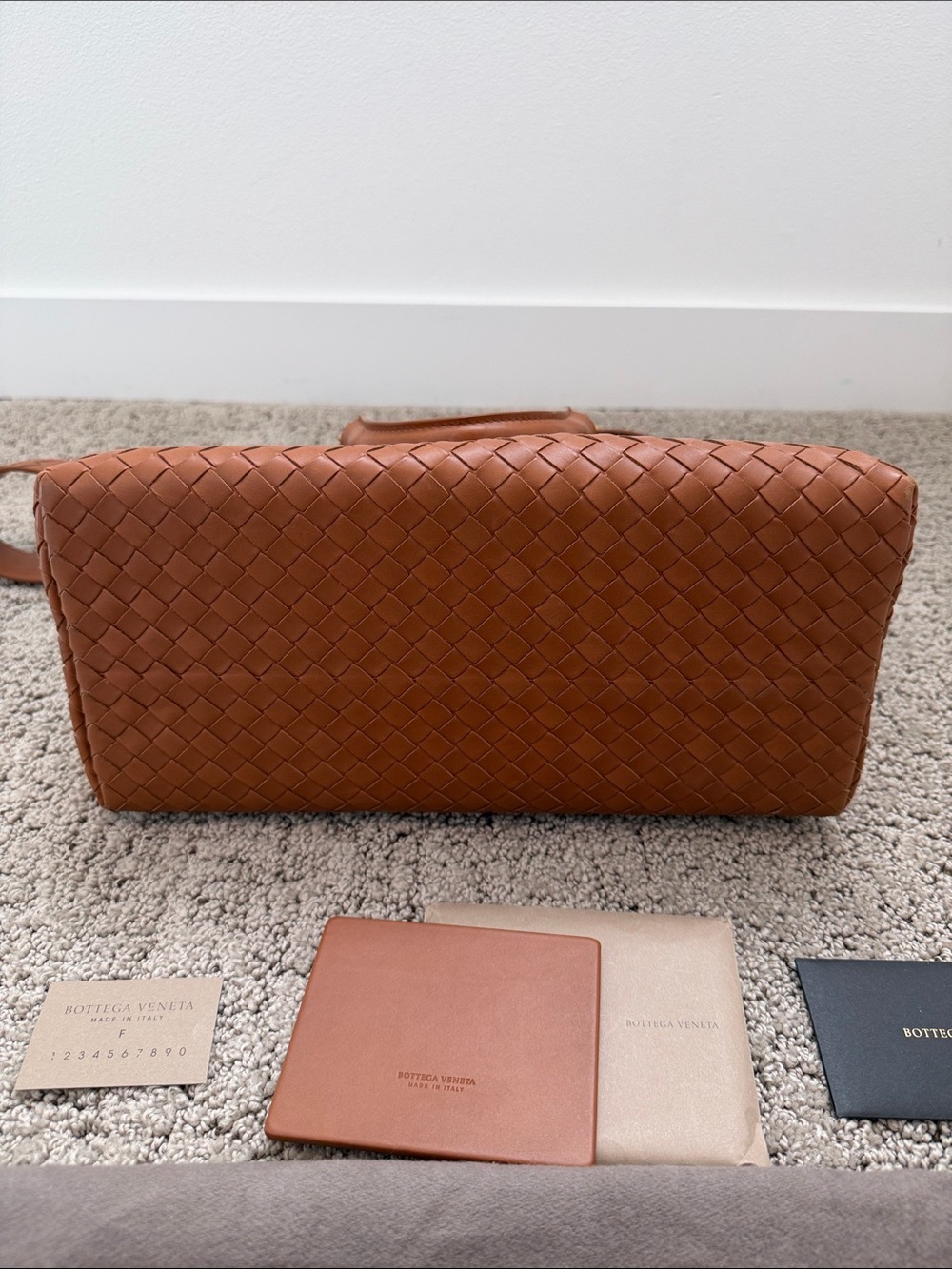 Bottega Veneta Tan Intrecciato Leather Satchel with Gold Hardware - Picture 4 of 8